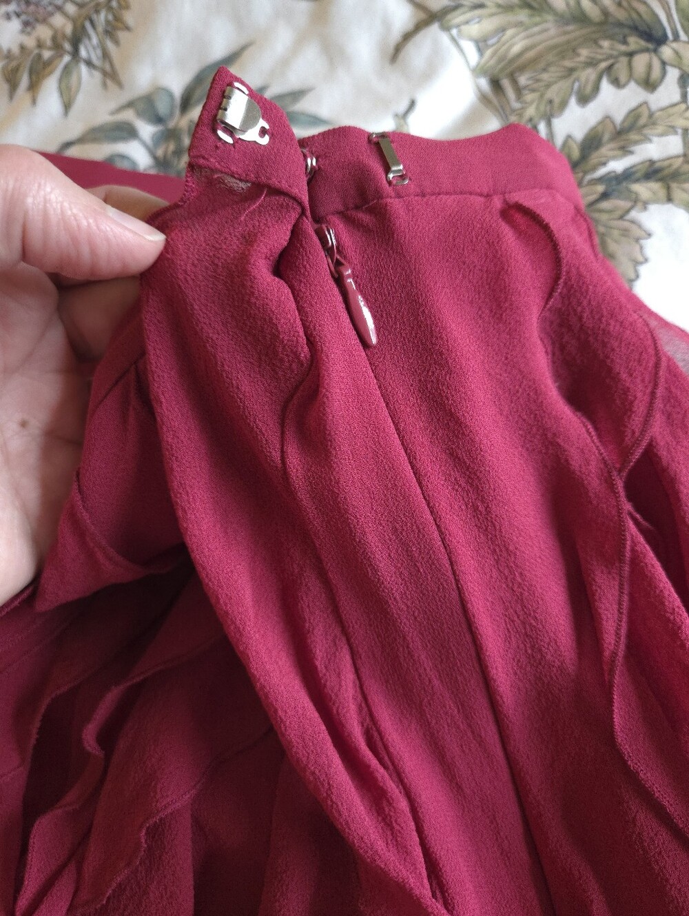 Club Monaco Raspberry Ruffled Mini Skirt - Picture 4 of 7